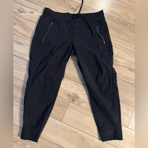 Athleta Trekkie women’s Black Jogger